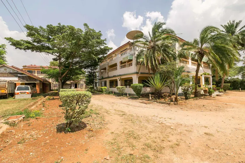 Switel Hotel - Image 1