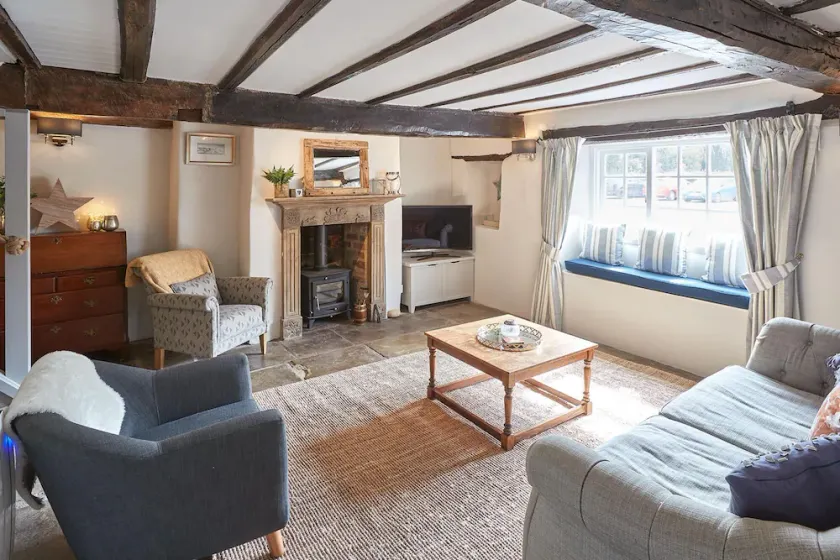 Host & Stay - Oakdene - Image 1