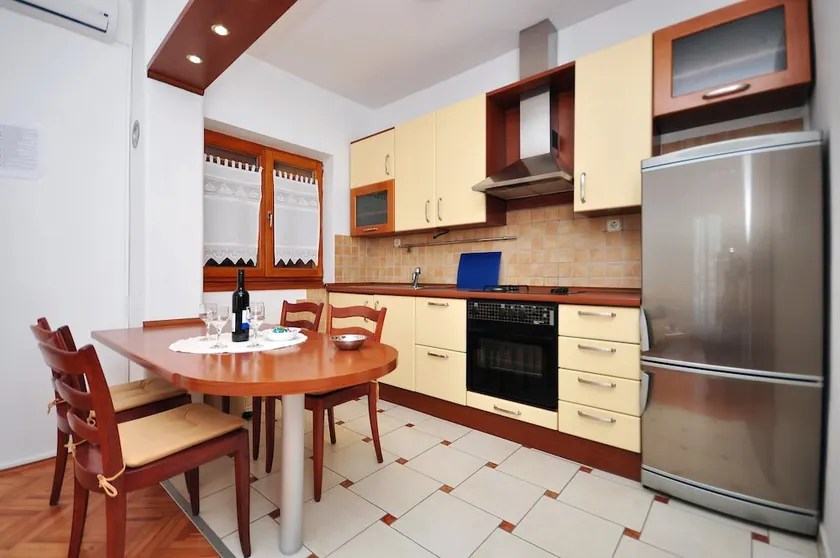Apartments Luna - Image 1