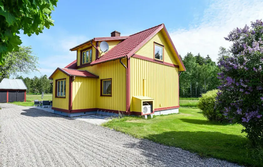 Nice Home in Vänersborg With 2 Bedrooms and Wifi - Image 1