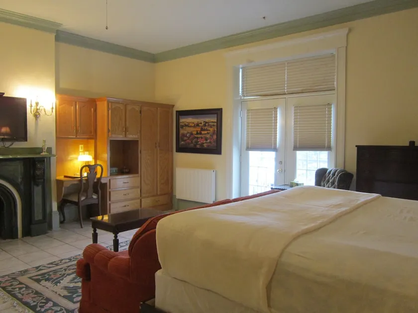 Chipman Hill Suites - Senator Dever House - Image 1