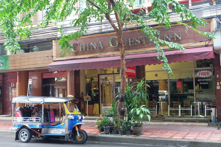 China Guest Inn - Image 1