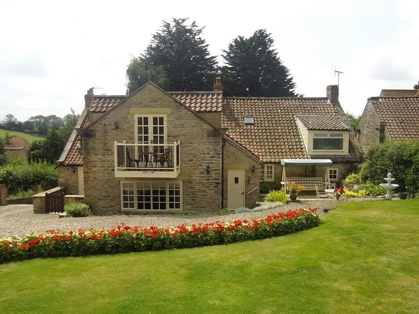 Chestnut Cottage B&B - Image 1