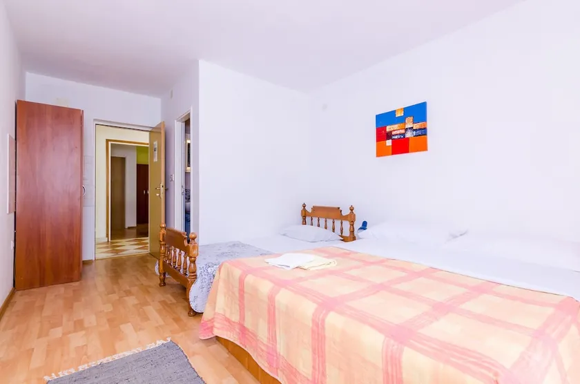 Apartments Glavor - Image 1