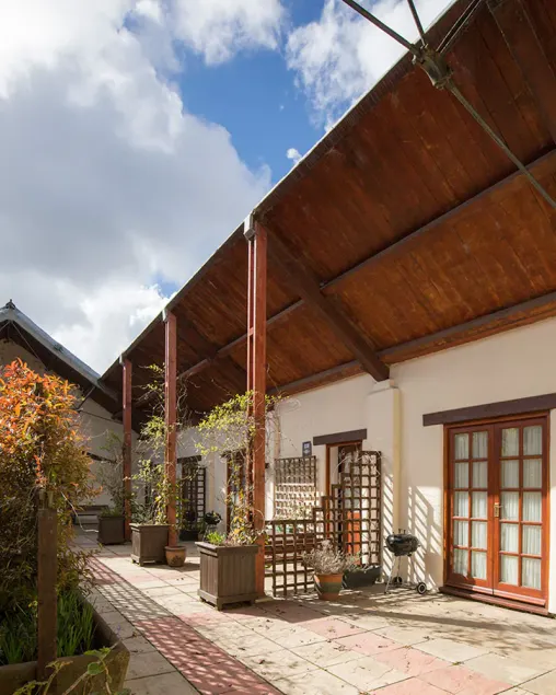Seclusion Cottage - Image 1