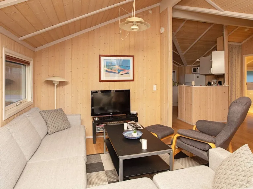 Charming Holiday Home in Jægerspris With Sauna - Image 1