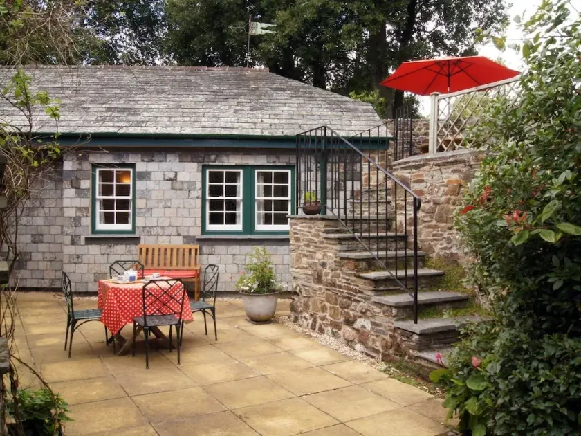 Grooms Cottage Nr Rock - Image 1
