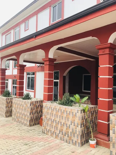 Thesyl Hotel - Image 1