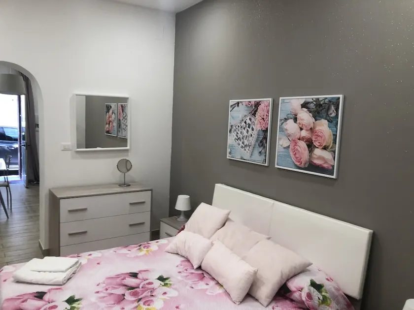 Alessia House - Image 1