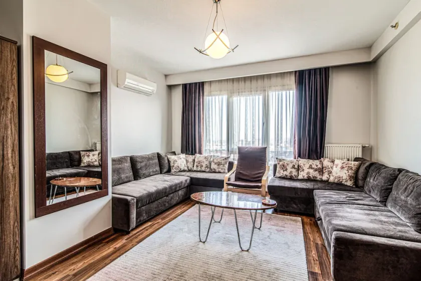 Modern Apartment Close to Malls in Eyupsultan - Image 1