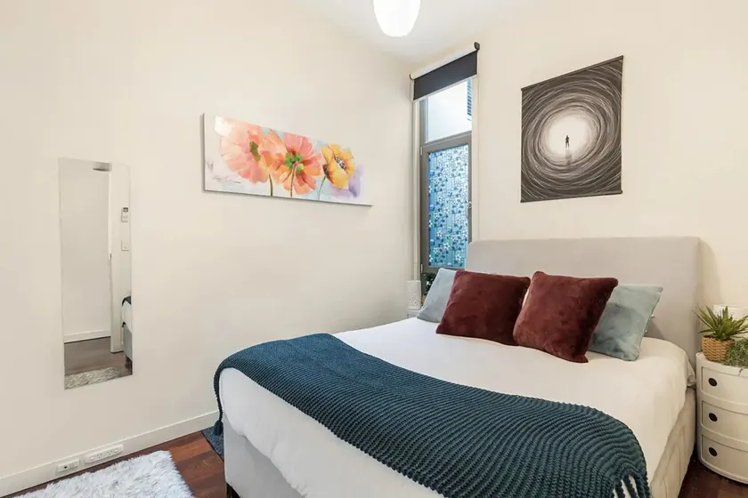 Quintessential 2 Bedroom Terrace House - Image 1