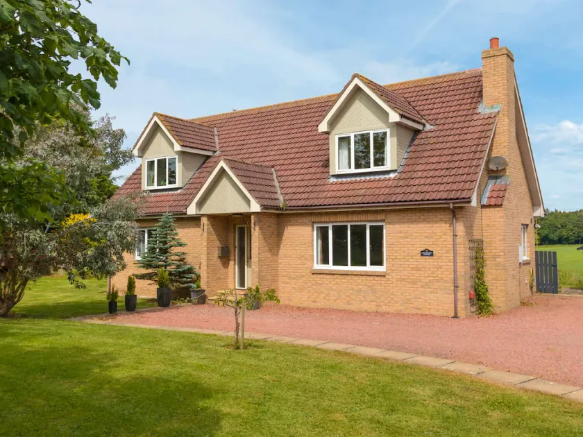 Millennium Cottage - Image 1