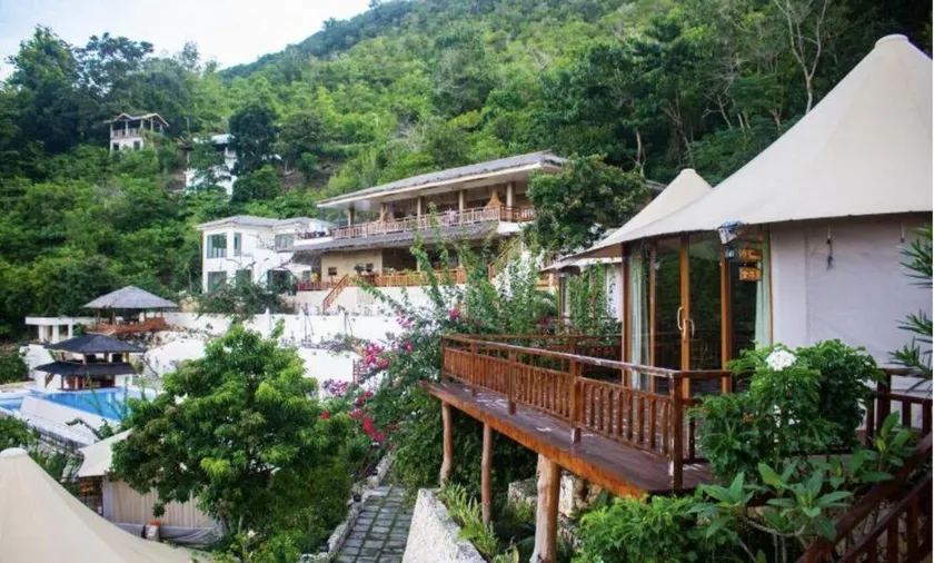 In'Sense Resort - Image 1