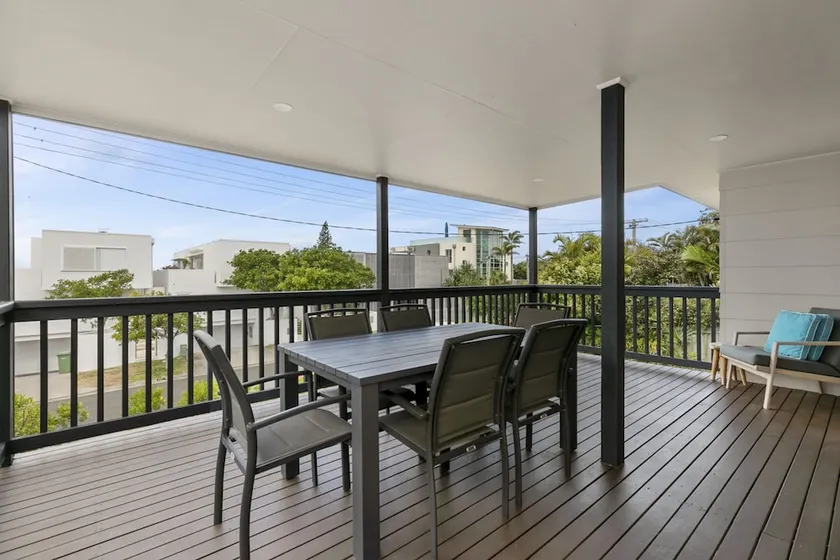 Sundance, Pet Friendly Beach House In Peregian! 59 Lorikeet Drive - Image 1