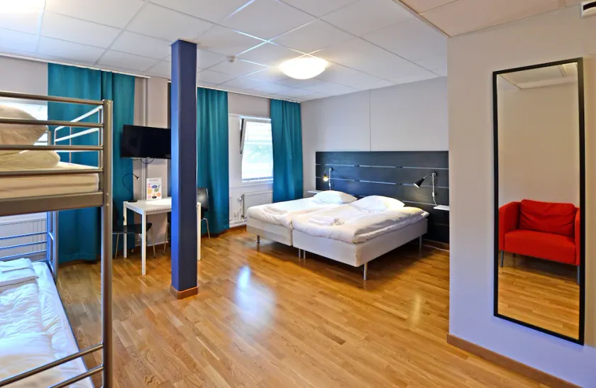 Spoton Hostel & Sportsbar - Image 1