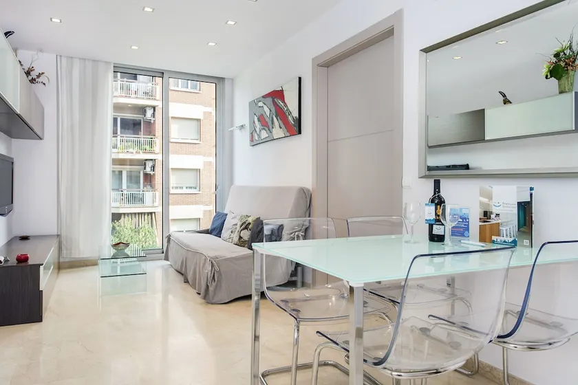 1205 Sagrada Familia Nice Apartment - Image 1
