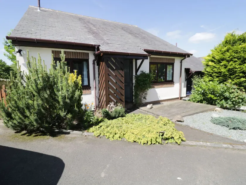 Buttercup Cottage - Image 1