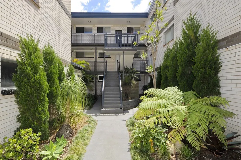 Sundeck Unit 7 - Shoal Bay - Image 1