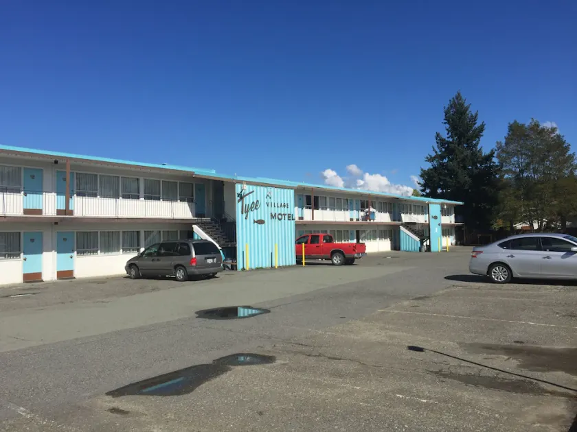 Tyee Village Motel - Image 1