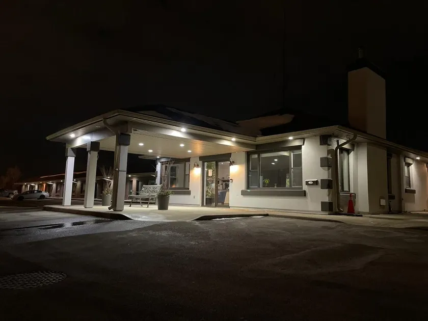 City View Motel - Image 1