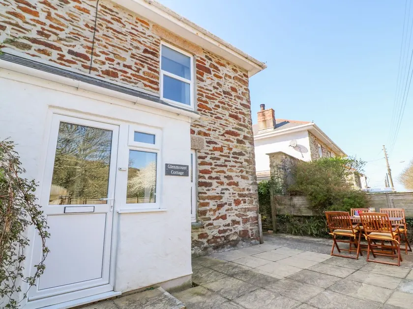 Glenmount Cottage - Image 1