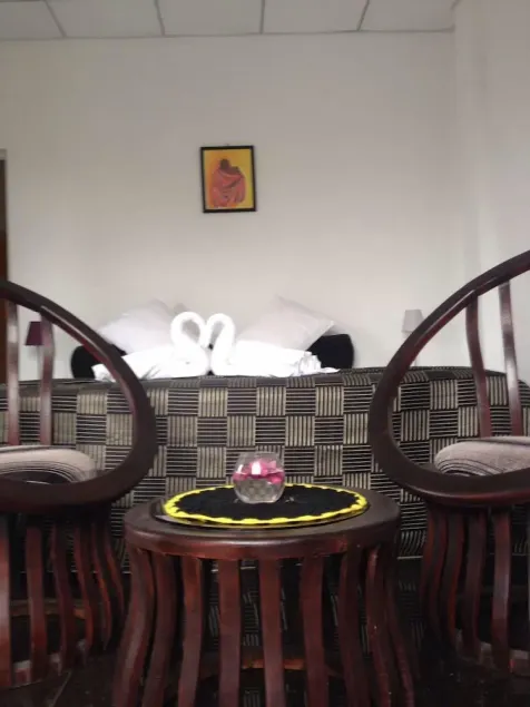 Friends Guesthouse Negombo - Image 1