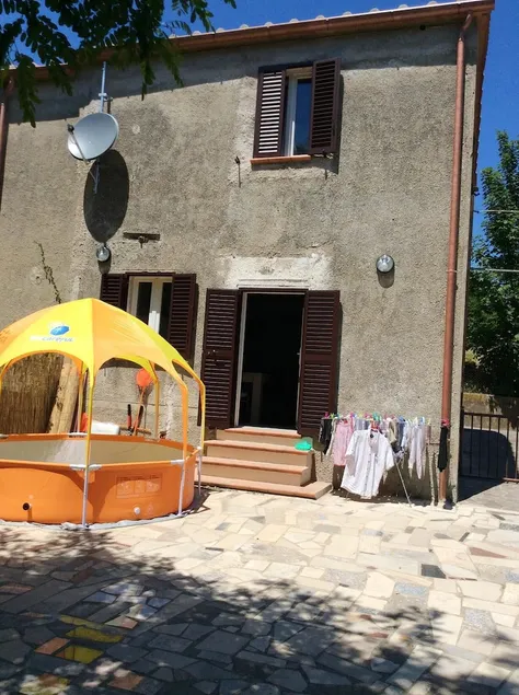 House With 2 Bedrooms in Sassofortino, With Enclosed Garden - 25 km From the Beach - Image 1