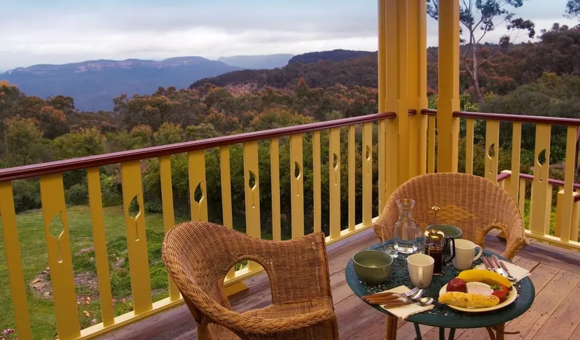 Moments Mountain Retreat - Image 1