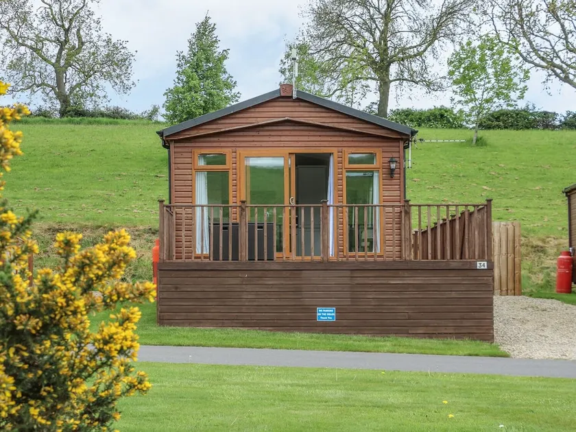 34 Stag Lodge - Image 1