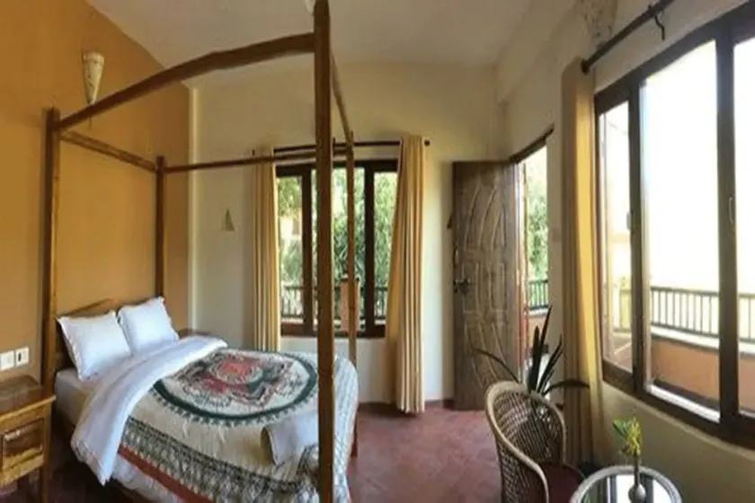 Hidden Paradise Guest House - Image 1