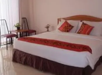 Pornthep Mansion - Image 1