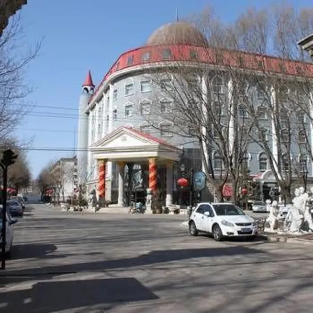 Spring Castle Hotel - Image 1