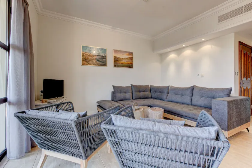 Modern apartment Zygi Aphrodite Hills - Image 1