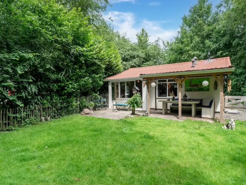 Picturesque Cottage on Park Hunzebergen - Image 1