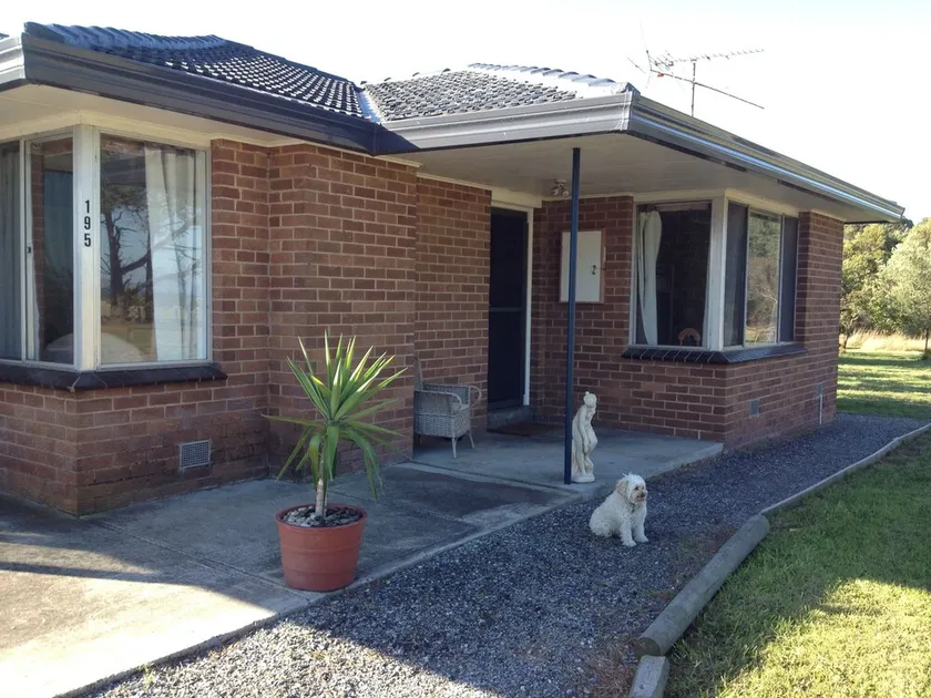 Yanakie Holiday House - Image 1