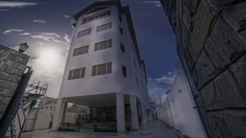 Hotel the Victory - Image 1