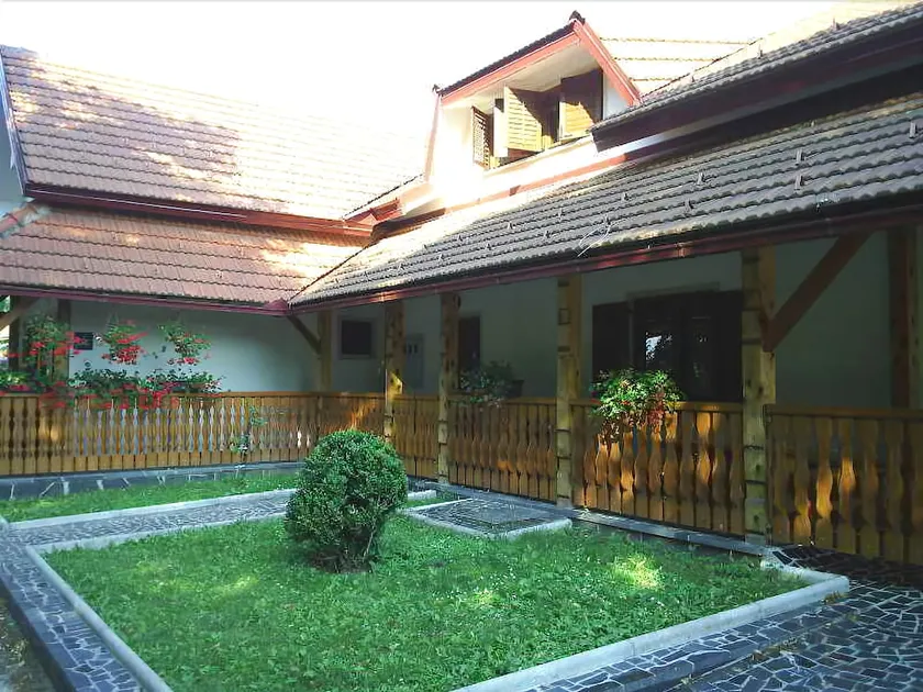 House Giga - Image 1