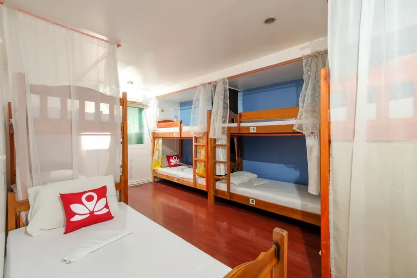 ZEN Hostel Polaris Makati - Image 1