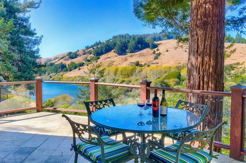 Monte Rio Home with River Views by RedAwning - Image 1