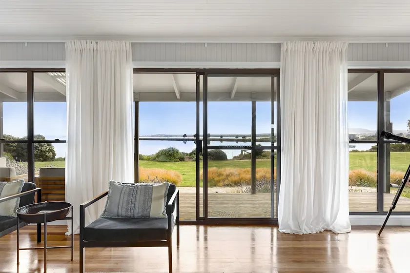 Stargazers Luxury Cottage - Image 1