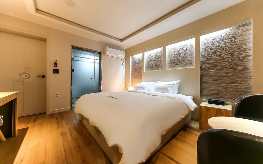 Miryang Amuse - Image 1