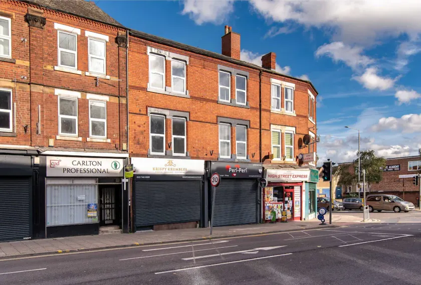 Hucknall Short Stays - Image 1