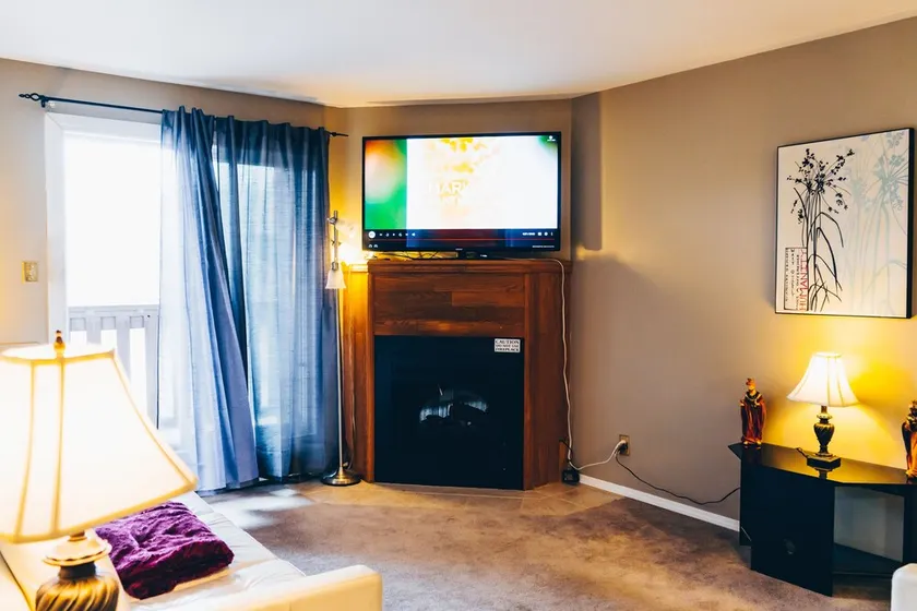 Quaint Cozy Fit For a Family - Image 1
