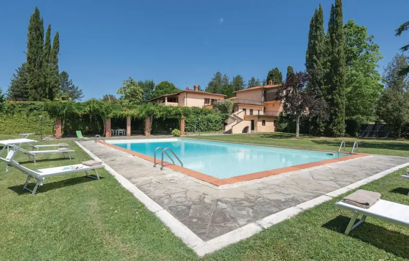 Villa Lama - Image 1