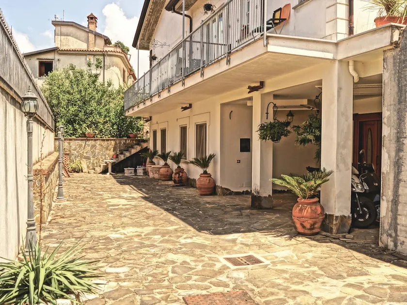 Villa del Muro Torto - Image 1
