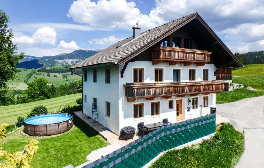 Beautiful Home in St. Koloman With 5 Bedrooms, Wifi and Outdoor Swimming Pool - Image 1