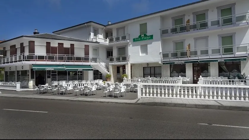 Hostal Isla Playa - Image 1