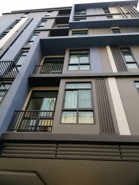 Wawa Residence - Image 1