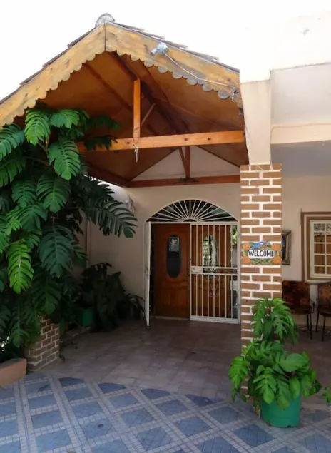 Auberge De La Cigogne - Image 1