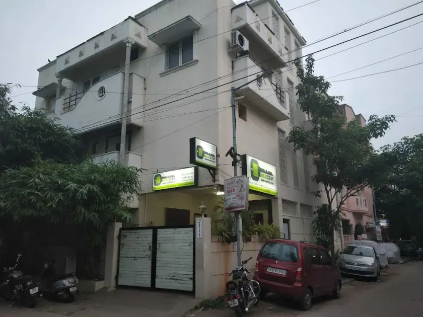 Maxi Stay Royapettah - Image 1